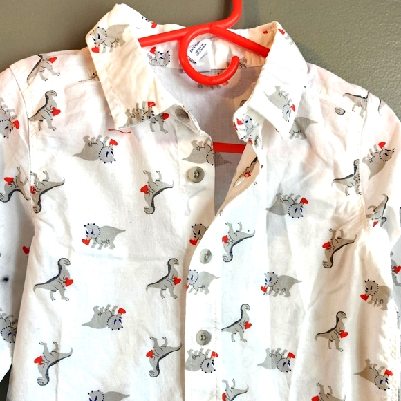 New Old Navy Boy's 3T Valentine's Day Shirt - Picture 2 of 3